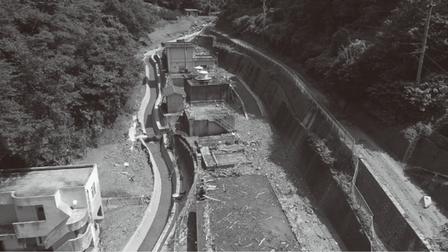 平成30年西日本豪雨の被害を受けた吉田浄水場のドローン写真